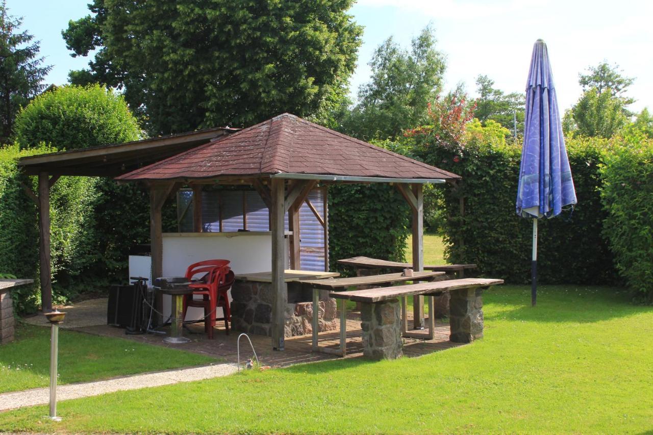 Moderne Und Helle Ferienwohnung Am Ploener See Bosau Exterior foto